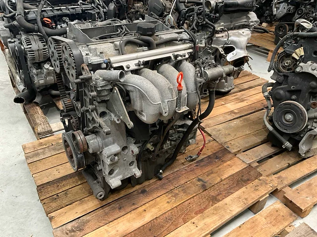Volvo v40 2.0l 16v b4204s motor - afbeelding 3 van  8