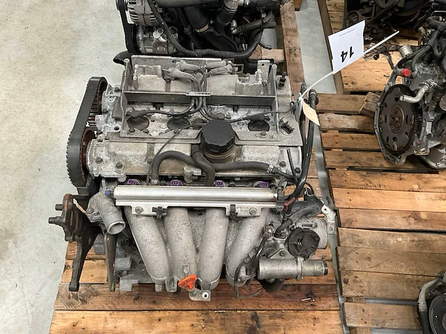 Volvo v40 2.0l 16v b4204s motor - afbeelding 7 van  8
