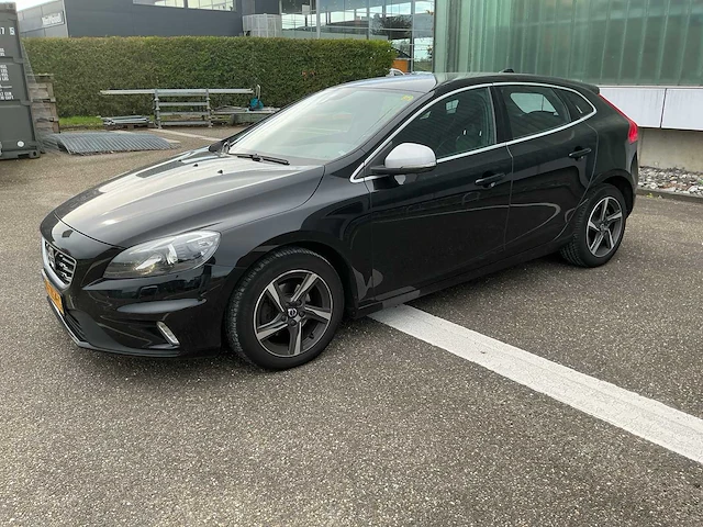Volvo v40 personenauto (ht-264-g) - afbeelding 12 van  32
