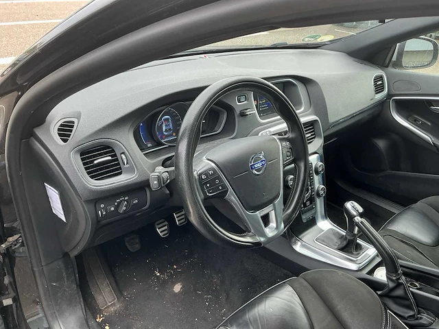 Volvo v40 personenauto (ht-264-g) - afbeelding 31 van  32