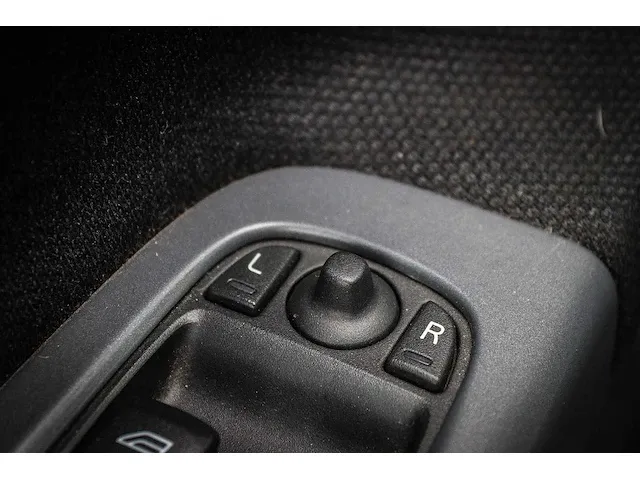 Volvo v50 1.6 d2 s/s kinetic, gt-104-h - afbeelding 11 van  23