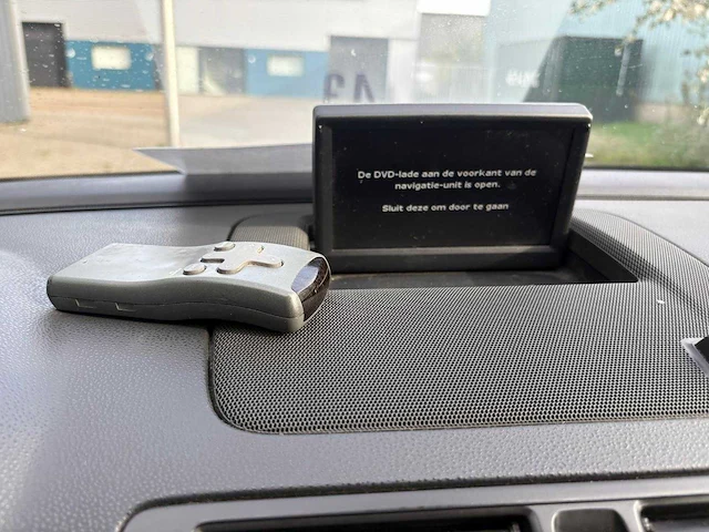 Volvo v50 1.6 d2 s/s r-d.proed airco navi cruise, pp-533-j - afbeelding 10 van  28
