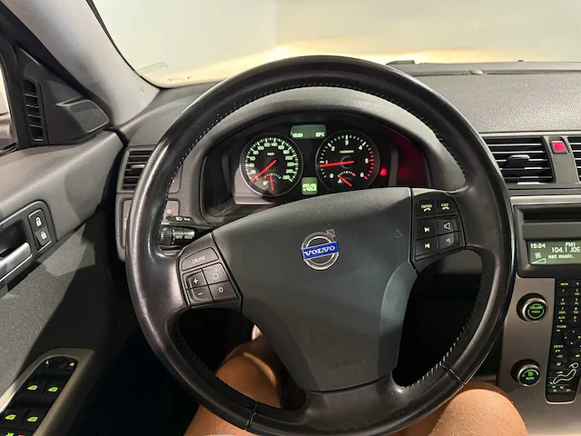 Volvo v50 1.6d drive, 42-jtd-6 - afbeelding 2 van  13