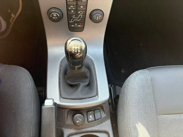 Volvo v50 1.8 elan , 23-pn-df - afbeelding 3 van  21
