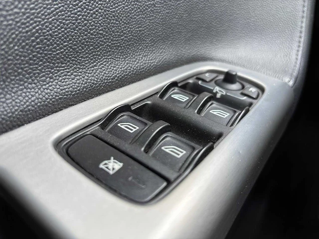 Volvo v50 1.8 momentum, 54-gtj-6 - afbeelding 3 van  14