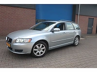 Volvo v50 1.8f momentum, 5-sbx-96