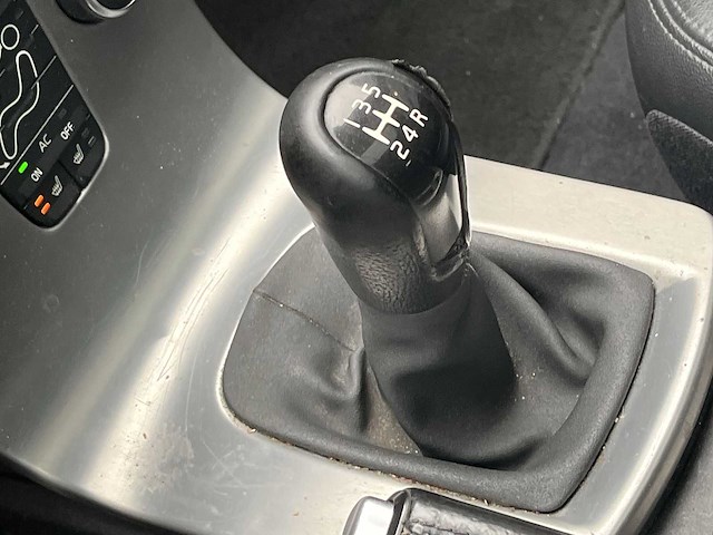 Volvo v50 1.8f summum 2008 | 26-gsn-9 i - afbeelding 17 van  25