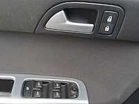 Volvo v50 2.0 sport 2010 | 73-ltz-5 i - afbeelding 6 van  31