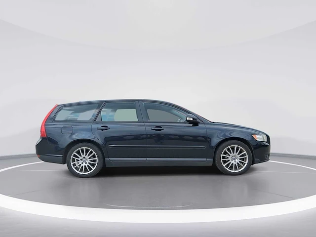 Volvo v50 2.0 sport 2010 | 73-ltz-5 i - afbeelding 31 van  31