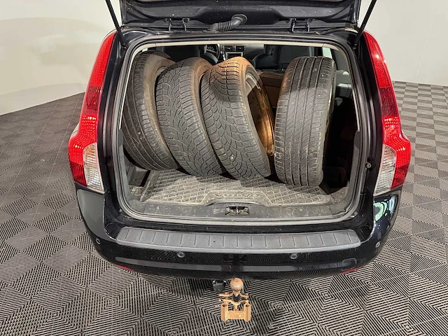 Volvo v50 2.0 sport, 36-nks-1 - afbeelding 9 van  14