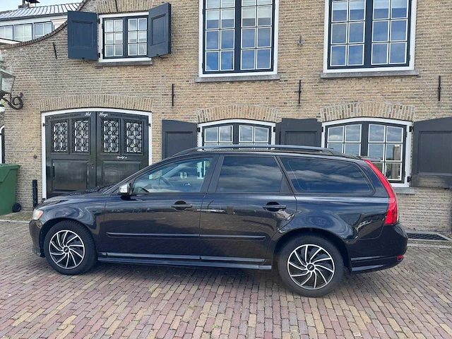 Volvo v50 2.0d r-design leder clima momentum 9-sbt-71 - afbeelding 7 van  22