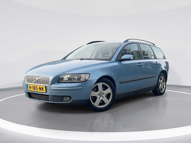Volvo v50 2.4 2004 | h-185-nk - afbeelding 1 van  22
