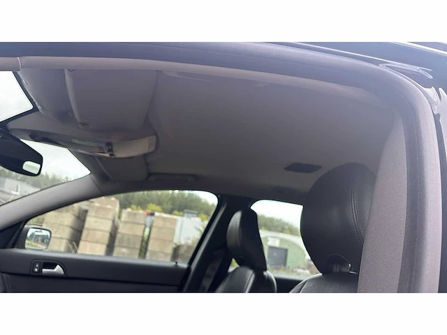 Volvo v50 2.4 elite 2004 | kh-616-k i - afbeelding 12 van  14