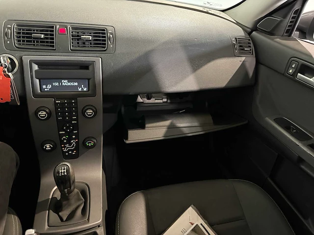 Volvo v50 2.4 elite personenauto, 48-nz-fv - afbeelding 9 van  20