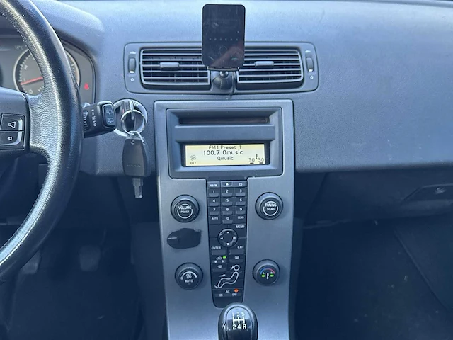 Volvo v50 2.4 kinetic car 2004 | 55-pj-lv - afbeelding 10 van  28