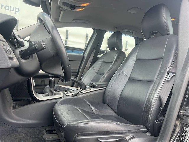 Volvo v50 2.4i edition ii 2007 | 52-xt-zb - afbeelding 2 van  24