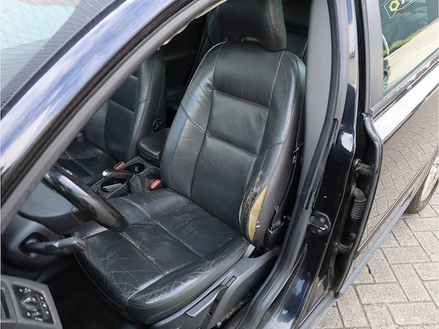 Volvo v50 2.4i elite 2004, 58-nx-dx - afbeelding 4 van  30