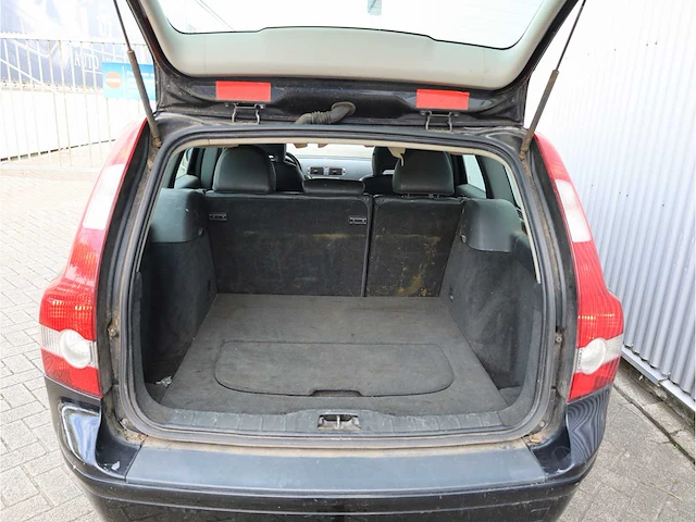 Volvo v50 2.4i elite 2004, 58-nx-dx - afbeelding 6 van  30