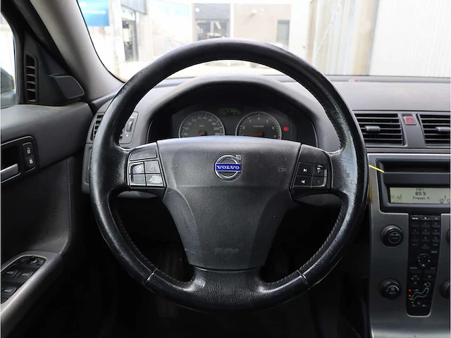 Volvo v50 2.4i elite 2004, 58-nx-dx - afbeelding 13 van  30