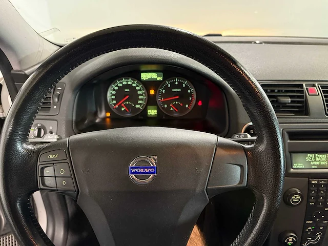 Volvo v50 2.4i kinetic, 53-tv-kn - afbeelding 4 van  17