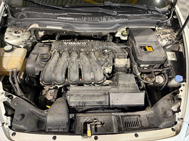 Volvo v50 2.4i kinetic, 53-tv-kn - afbeelding 8 van  17