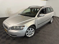 Volvo v50 2.4i kinetic, 53-tv-kn - afbeelding 1 van  17