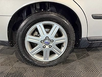 Volvo v50 2.4i kinetic, 53-tv-kn - afbeelding 14 van  17
