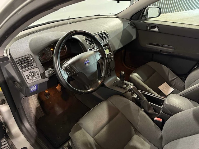 Volvo v50 2.4i kinetic, 53-tv-kn - afbeelding 17 van  17