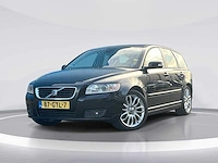 Volvo v50 2.4i momentum | 87-gtl-7 i - afbeelding 1 van  28
