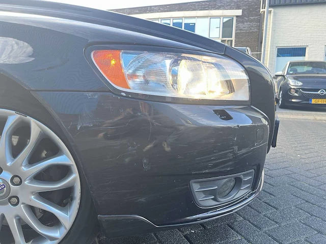 Volvo v50 2.4i momentum | 87-gtl-7 i - afbeelding 19 van  28