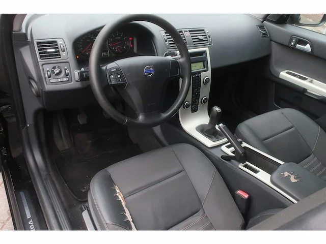Volvo v50 2.5 t5 kinetic, 98-zg-tg - afbeelding 10 van  15