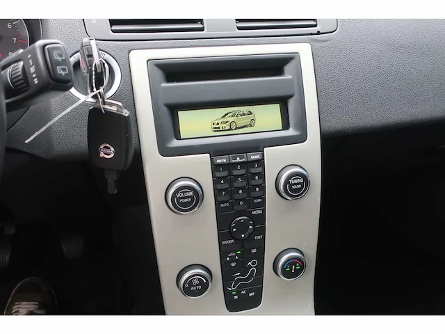Volvo v50 2.5 t5 kinetic, 98-zg-tg - afbeelding 14 van  15