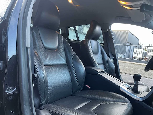 Volvo v60 1.6 t3 kinetic car 2012 | 27-xfl-2 i - afbeelding 11 van  20