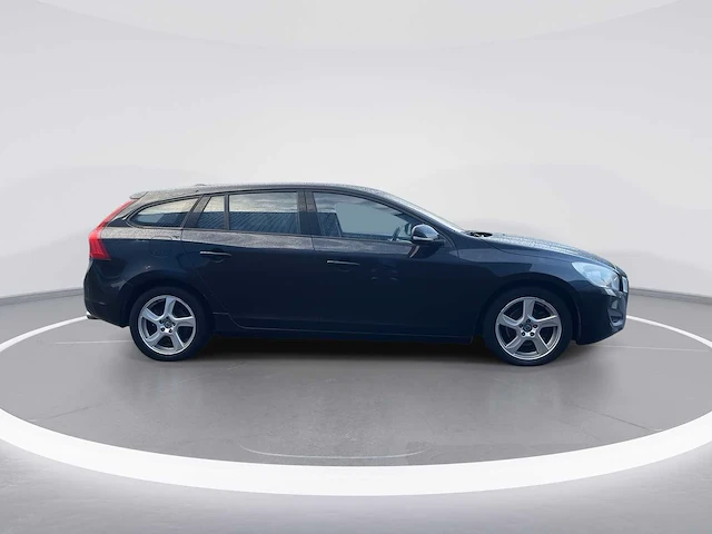 Volvo v60 1.6 t3 kinetic car 2012 | 27-xfl-2 i - afbeelding 18 van  20