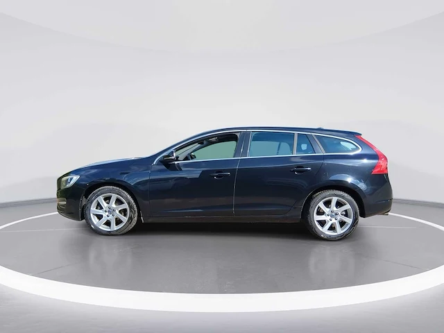Volvo v60 1.6 t3 momentum 2015 | gb-293-z - afbeelding 31 van  35