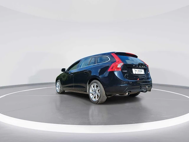 Volvo v60 1.6 t3 momentum 2015 | gb-293-z - afbeelding 32 van  35