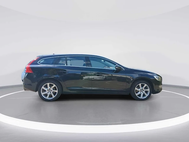 Volvo v60 1.6 t3 momentum 2015 | gb-293-z - afbeelding 35 van  35