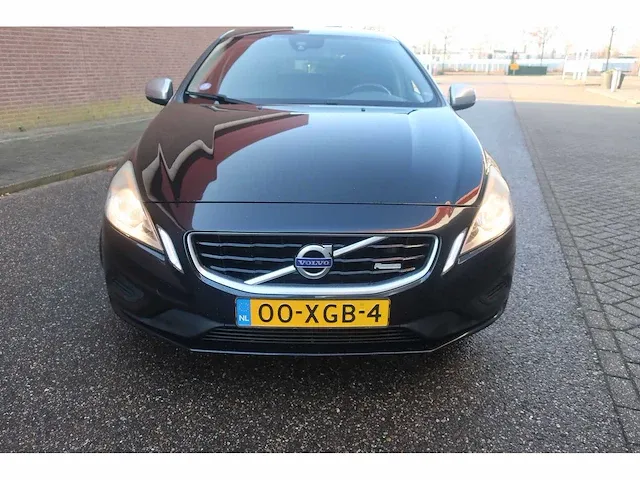 Volvo v60 1.6 t3 r-design, 00-xgb-4 - afbeelding 9 van  17