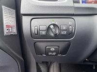 Volvo v60 1.6 t3 r-design , ; 2-kbp-03 - afbeelding 2 van  15