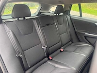 Volvo v60 1.6 t3 r-design , ; 2-kbp-03 - afbeelding 12 van  15