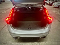 Volvo v60 1.6 t3 r design automaat; 8-ztn-12 - afbeelding 2 van  15