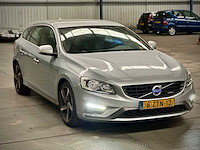 Volvo v60 1.6 t3 r design automaat; 8-ztn-12 - afbeelding 9 van  15