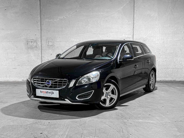Volvo v60 1.6 t4 summum 179pk 2011, 51-pff-4 - afbeelding 1 van  43