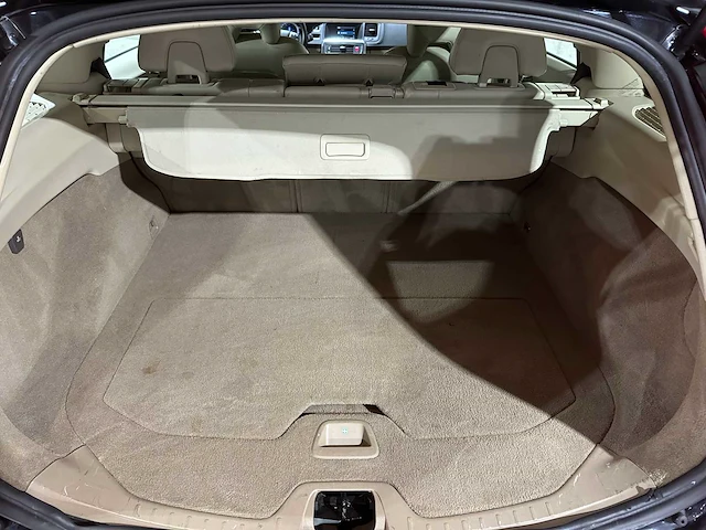 Volvo v60 1.6 t4 summum 179pk 2011, 51-pff-4 - afbeelding 31 van  43