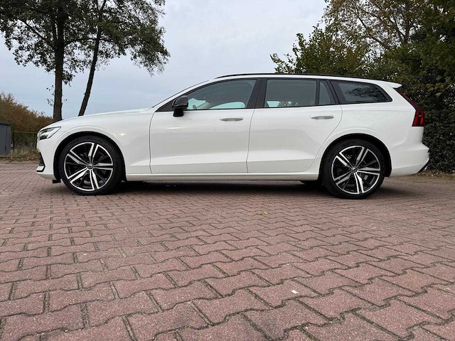 Volvo v60 2.0 b3 163pk mom. adv. k-285-dk - afbeelding 12 van  26