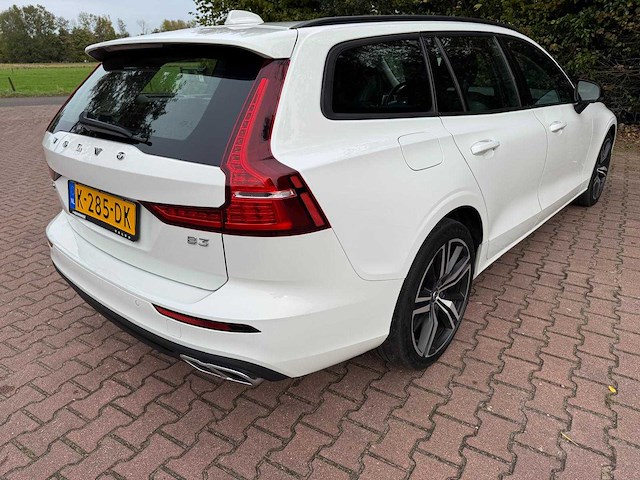 Volvo v60 2.0 b3 163pk mom. adv. k-285-dk - afbeelding 22 van  26
