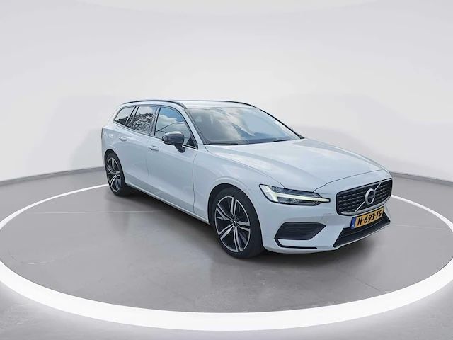 Volvo v60 2.0 b3 momentum advantage car 2022 | n-693-tg - afbeelding 4 van  8