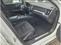 Volvo v60 2.0 b3 momentum advantage car 2022 | n-693-tg - afbeelding 8 van  8