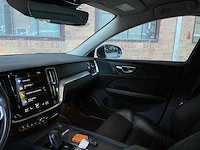 Volvo v60 2.0 b4 r-design 197pk 2021, t-835-rk - afbeelding 11 van  42