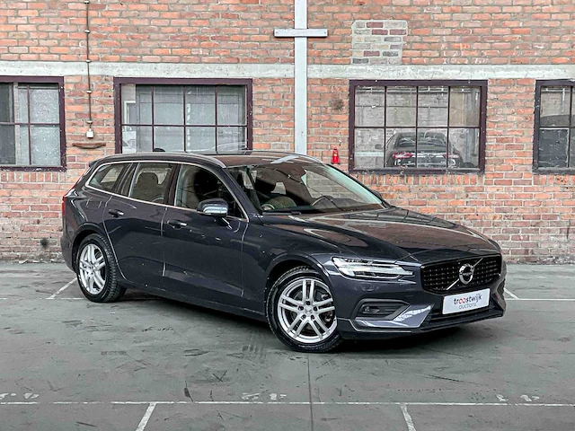 Volvo v60 2.0 b4 r-design 197pk 2021, t-835-rk - afbeelding 39 van  42